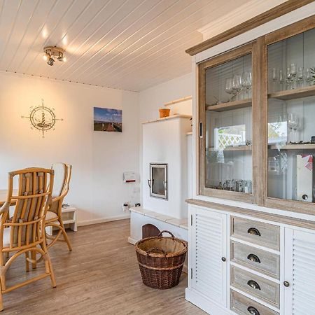 Stunning home in Friedrichskoog with 2 Bedrooms, Sauna&WiFi Exterior foto
