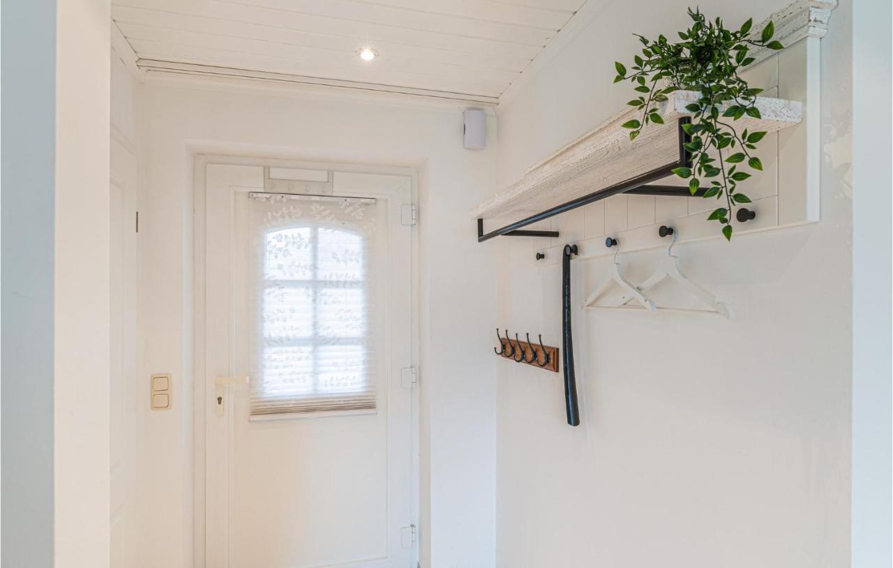 Stunning home in Friedrichskoog with 2 Bedrooms, Sauna&WiFi Exterior foto